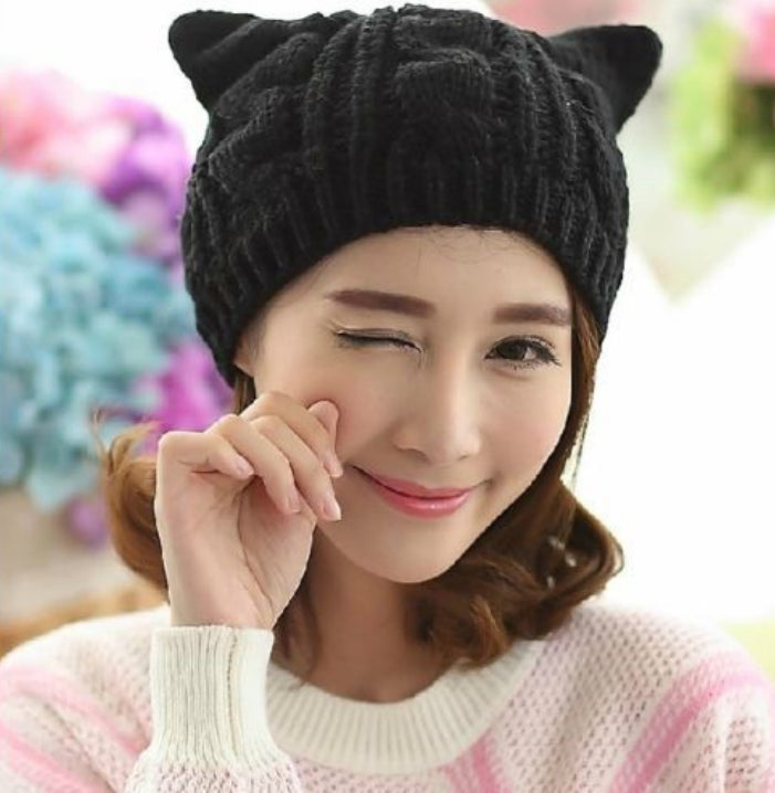 Cute Cat Ear Beanie – Hand-Knitted 3D Winter Hat