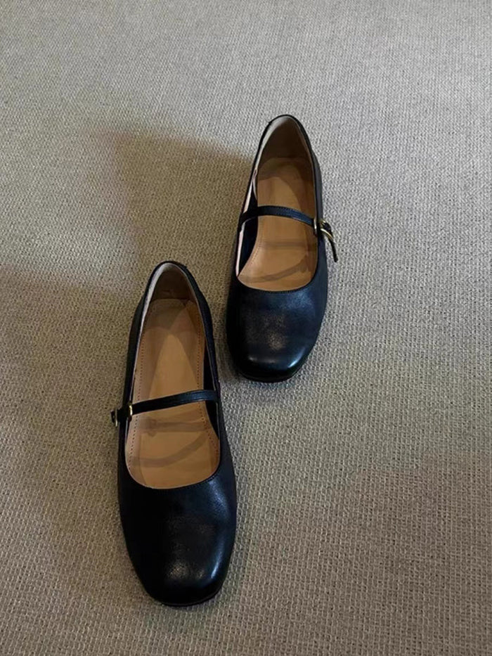 Women's Mary Jane Shoes with Adjustable Strap